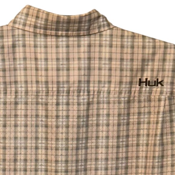 HUK Performance Fabric Short Sleeve‎ Button Up Lightweight Fishing Shirt Small - Picture 4 of 5